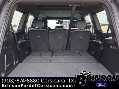 2023 Jeep Wagoneer Base