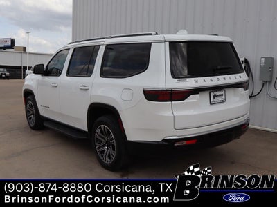 2023 Jeep Wagoneer Base