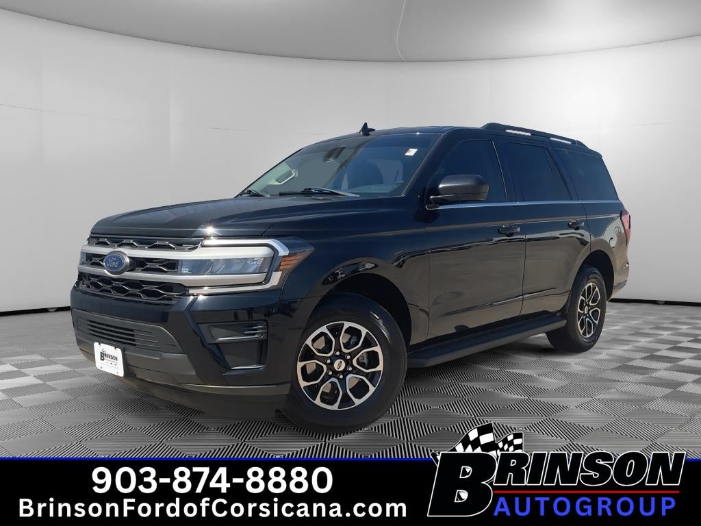 2022 Ford Expedition XLT's photo