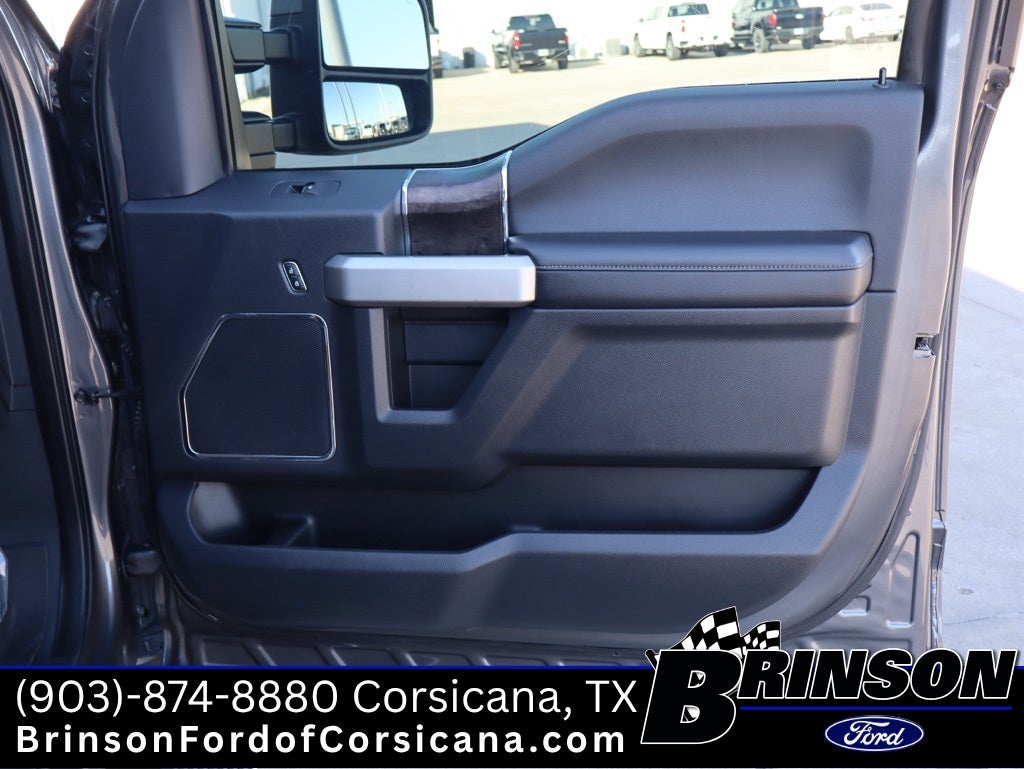 2022 Ford F-350SD Lariat DRW