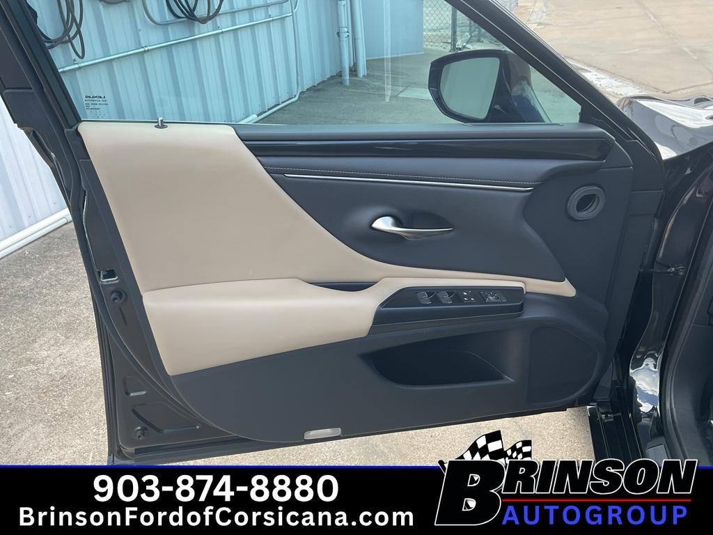 2021 Lexus ES 350 Base