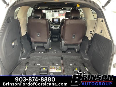 2024 Toyota Sienna Platinum