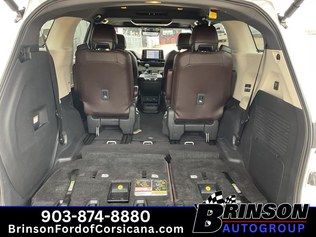 2024 Toyota Sienna Platinum