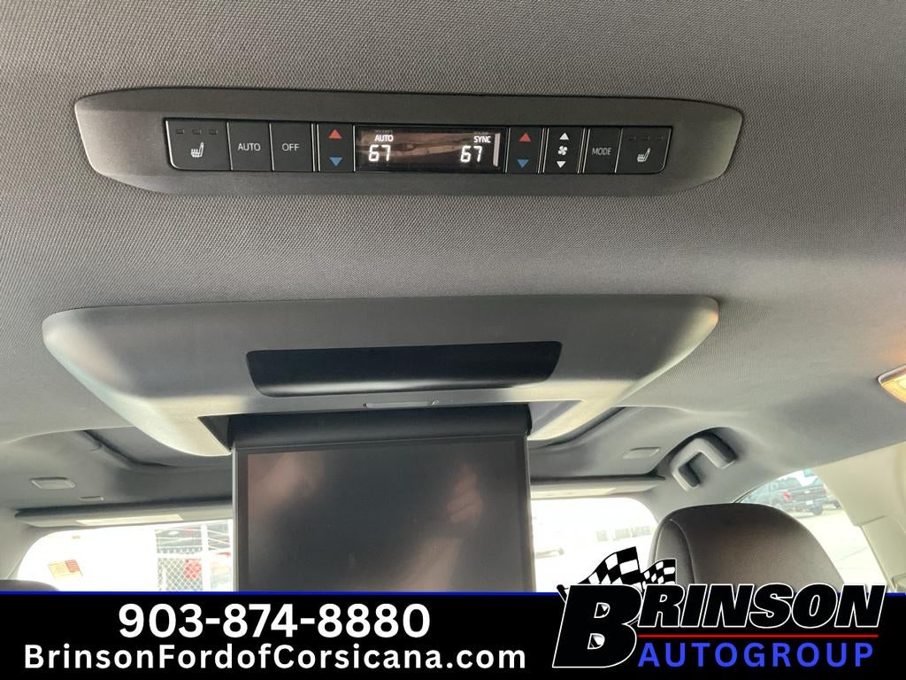 2024 Toyota Sienna Platinum