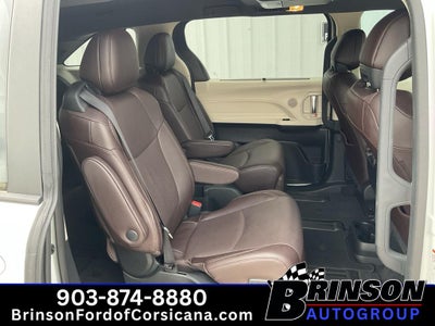 2024 Toyota Sienna Platinum
