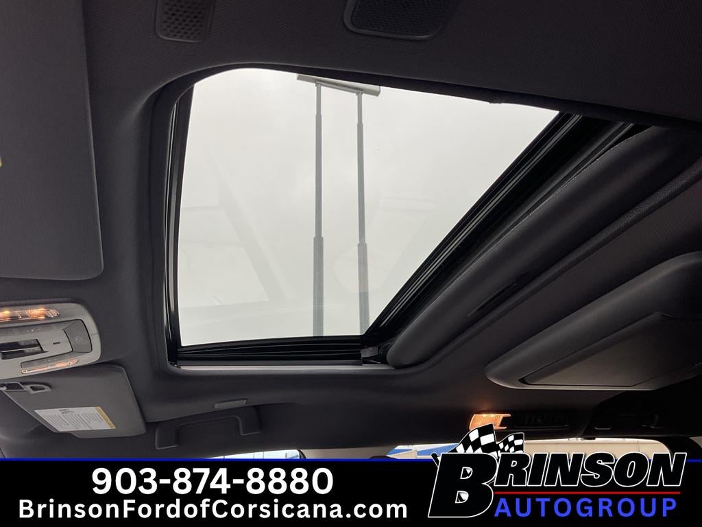 2024 Toyota Sienna Platinum