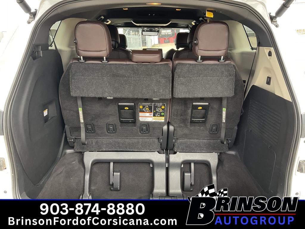 2024 Toyota Sienna Platinum
