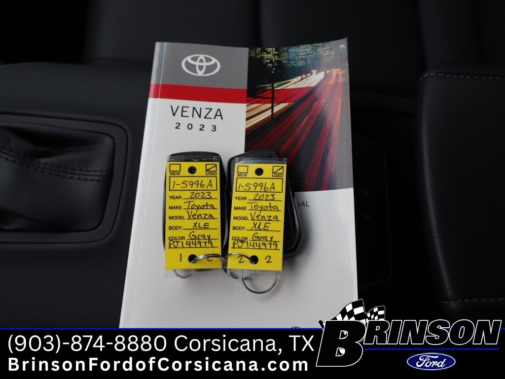 2023 Toyota Venza XLE
